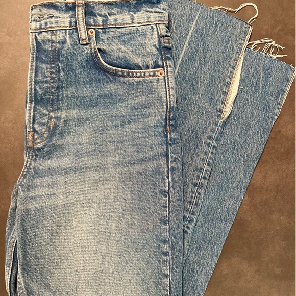 Reformation Gem Slit Hem High Rise Straight Jeans in Ponce - Picture 3 of 8